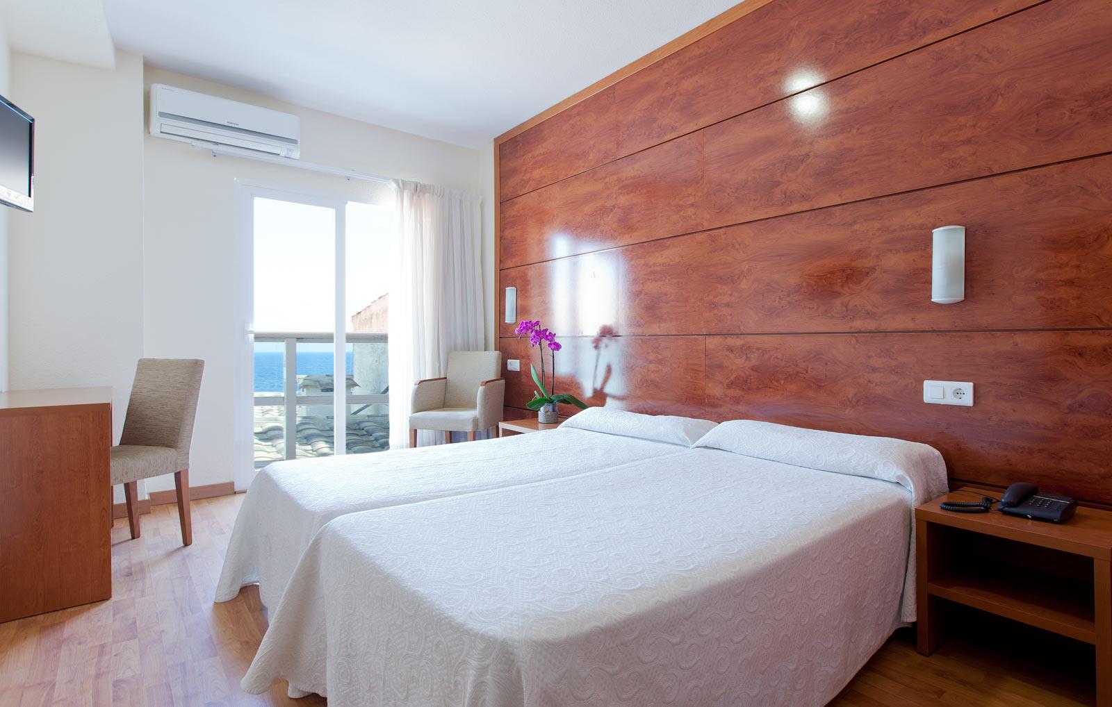 Hotel Centro Mar Benidorm Bagian luar foto