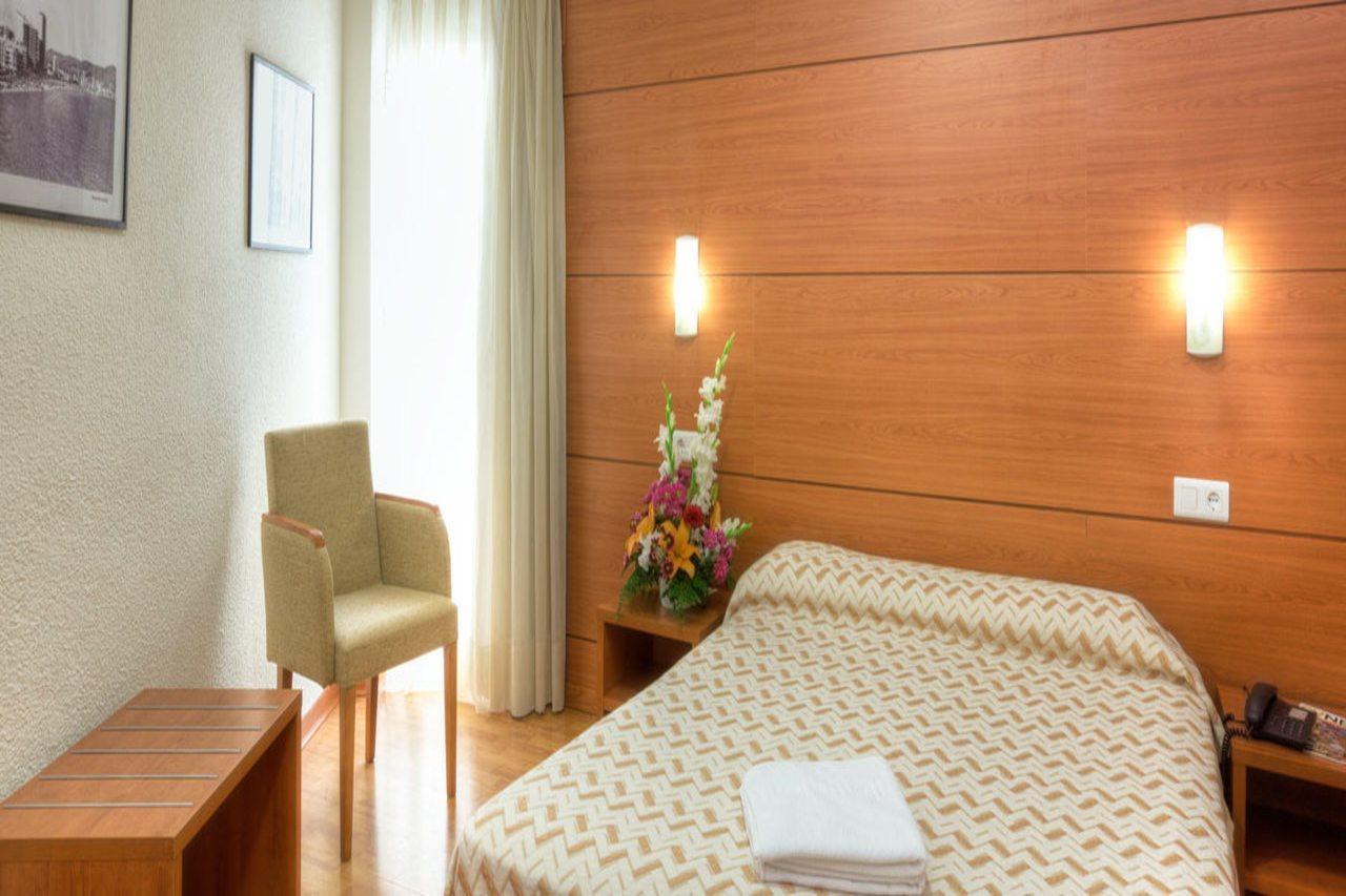 Hotel Centro Mar Benidorm Bagian luar foto